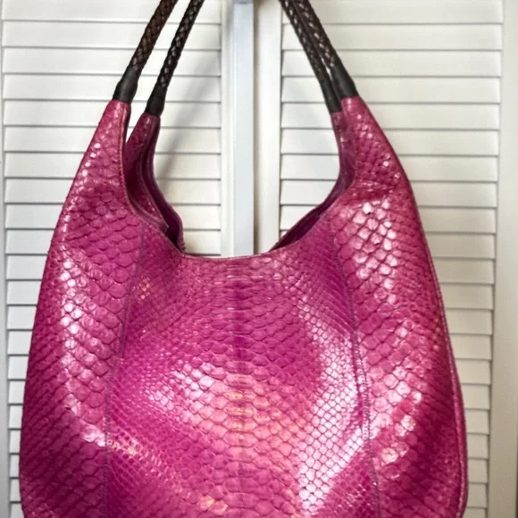 Carlos Falchi Womens Magnetic Closure Handbag Size M Snake Skin Pink Leather Y2K - Picture 6 of 16